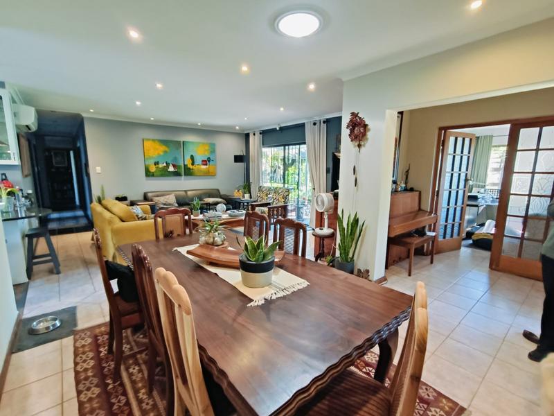 4 Bedroom Property for Sale in Hoogstede Western Cape